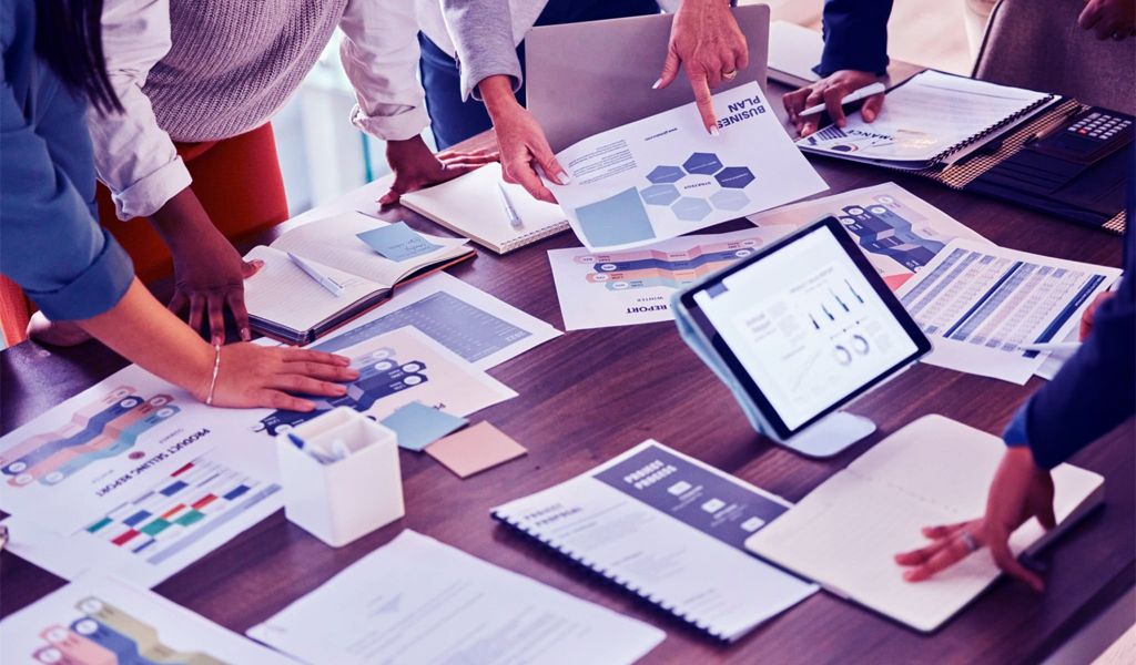 Accounting team managers preparing and planning for process documentation